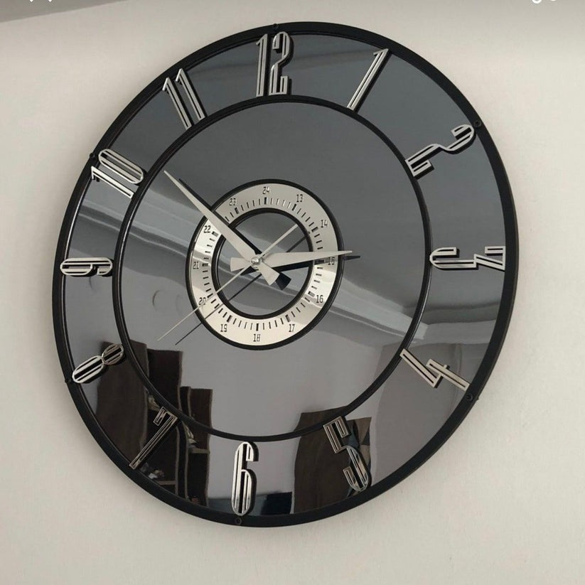 Eclipse 12-Modern and Sleek Wall clock